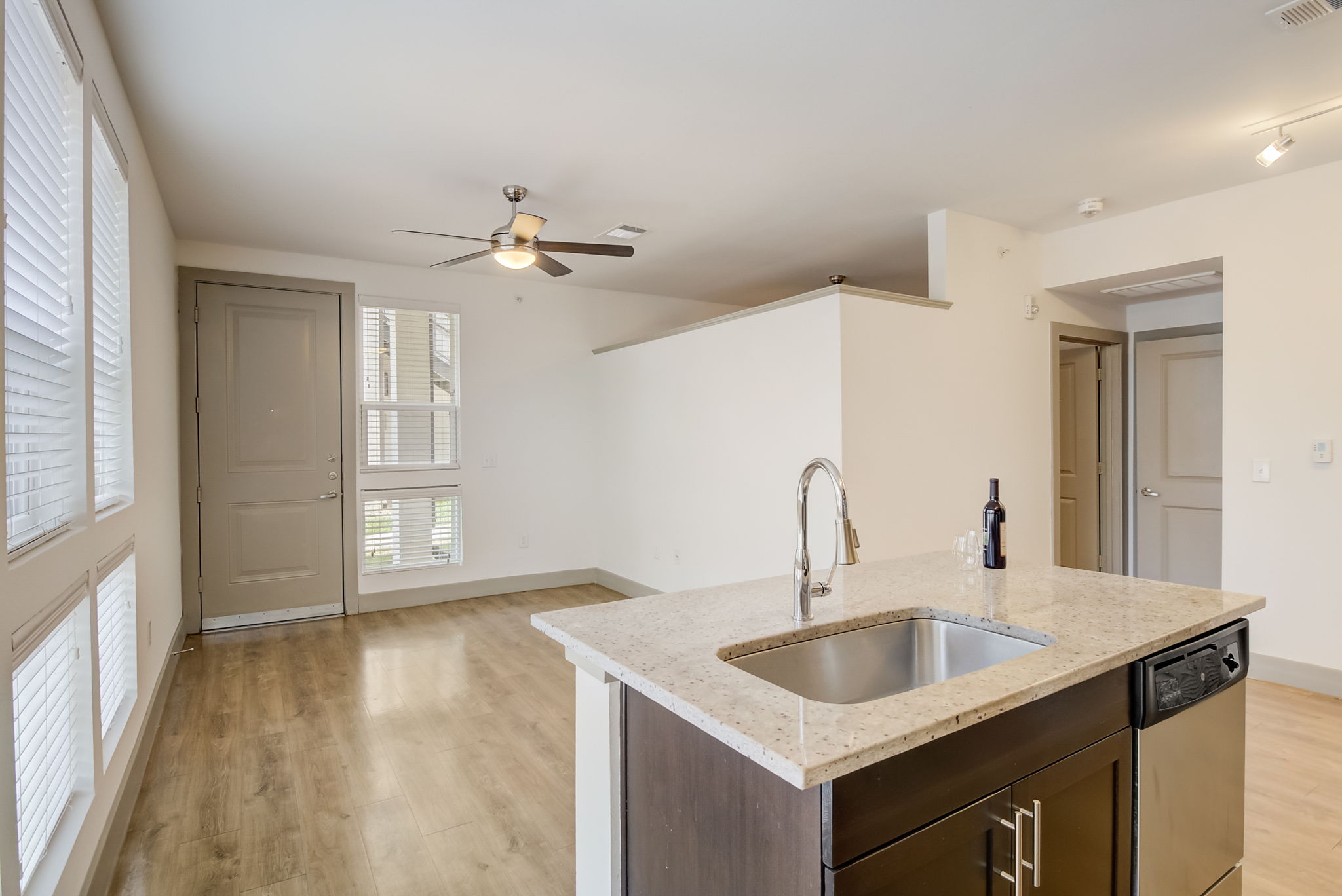 Loft and Row Image 1